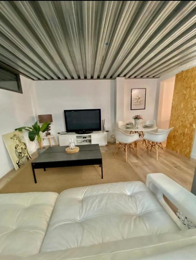 Loft Alameda En Sevilla Buitenkant foto